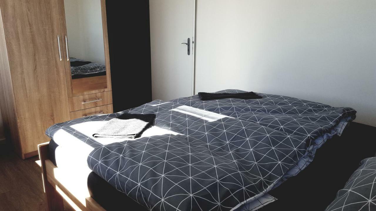 Apartment Mdk Sokolov Buitenkant foto